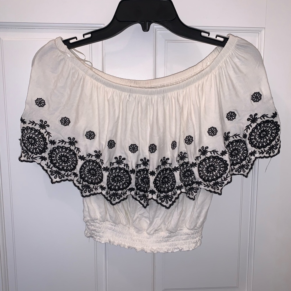 White off the shoulder cropped shirt